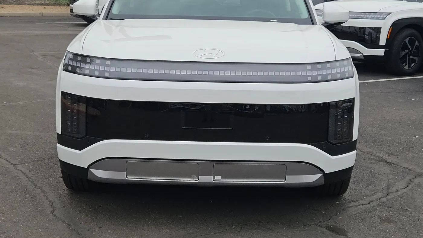 2026 Hyundai IONIQ 9 S