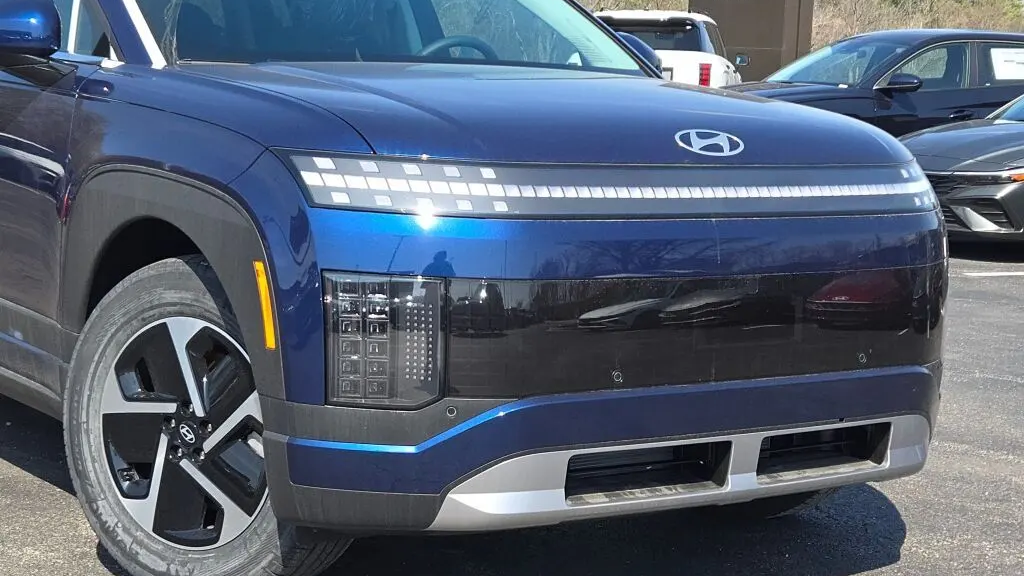 2026 Hyundai IONIQ 9 S