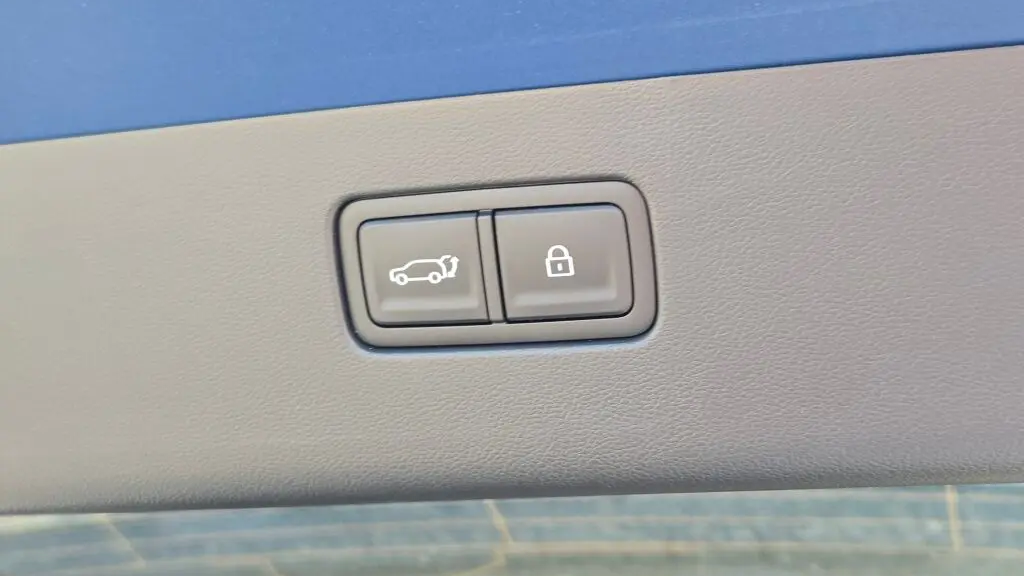 2026 Hyundai IONIQ 9 S