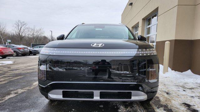 2026 Hyundai IONIQ 9 S