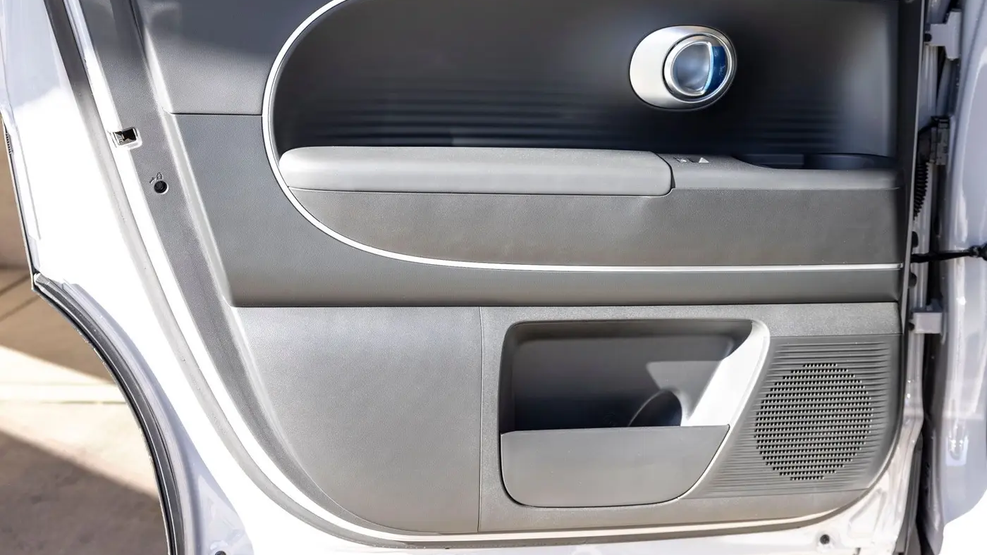 2026 Hyundai IONIQ 9 S