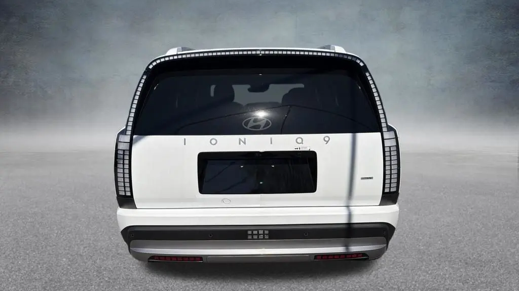 2026 Hyundai IONIQ 9 SE
