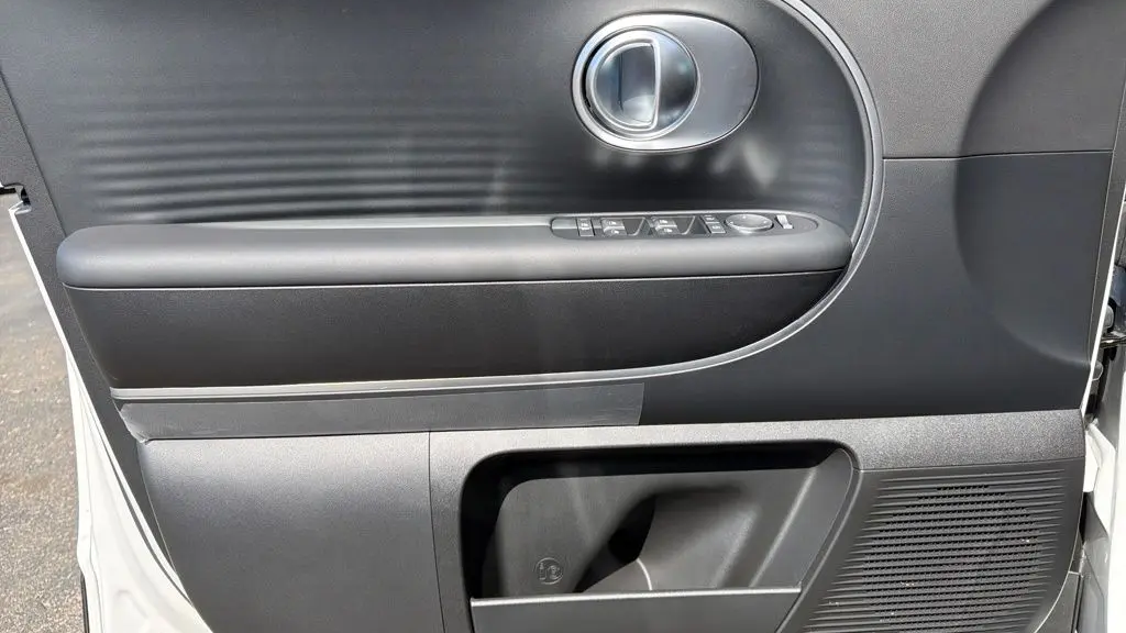 2026 Hyundai IONIQ 9 SE