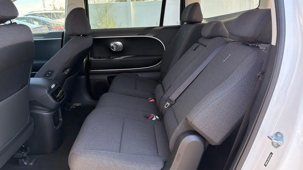 2026 Hyundai IONIQ 9 SE