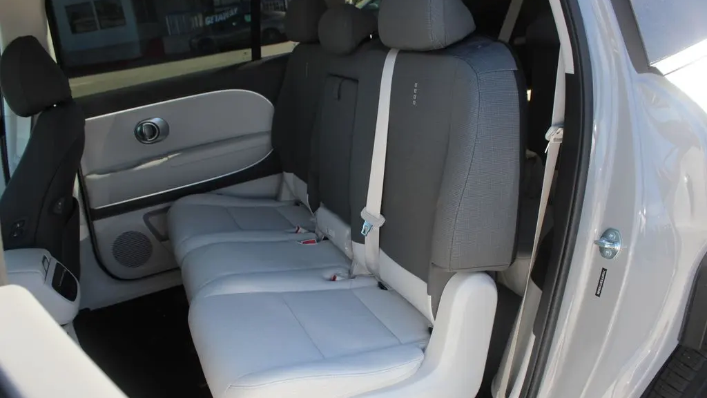 2026 Hyundai IONIQ 9 SE