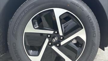 2026 Hyundai IONIQ 9 SE