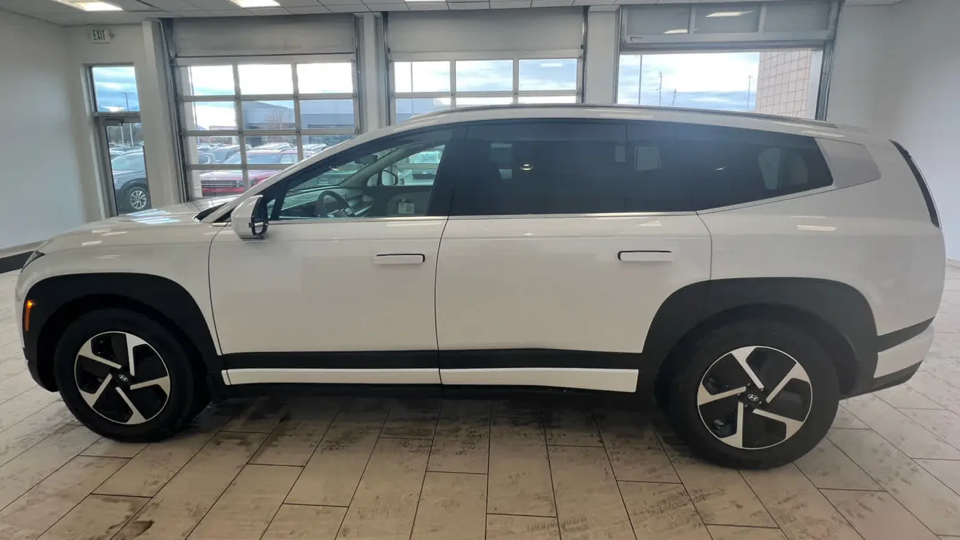 2026 Hyundai IONIQ 9 SE