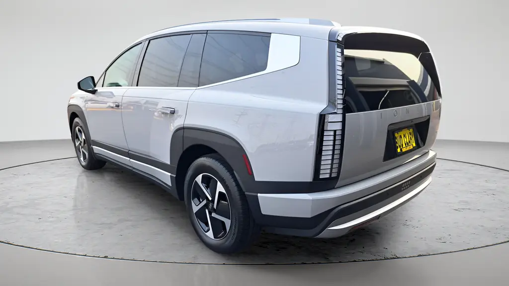 2026 Hyundai IONIQ 9 SE