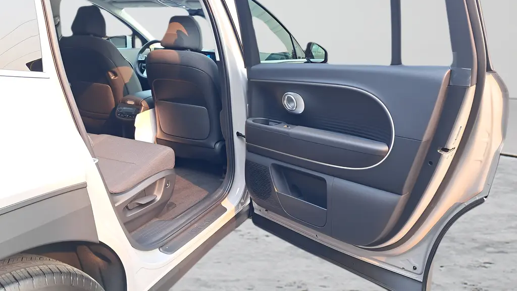 2026 Hyundai IONIQ 9 SE