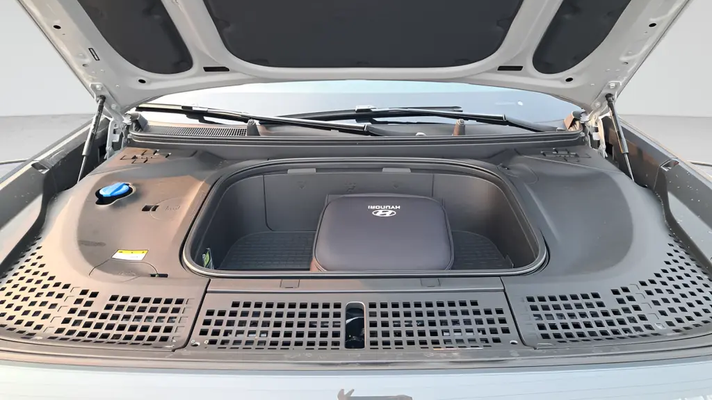 2026 Hyundai IONIQ 9 SE