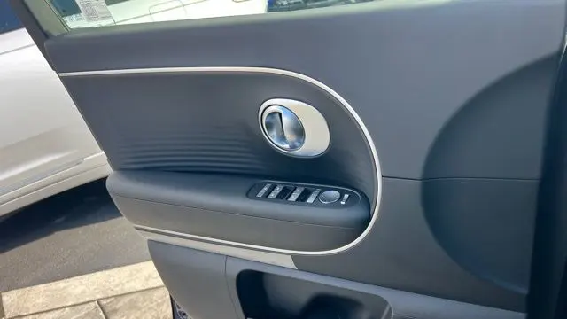 2026 Hyundai IONIQ 9 SE
