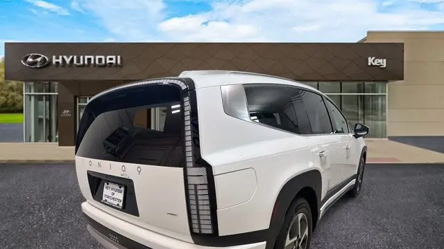 2026 Hyundai IONIQ 9 SE