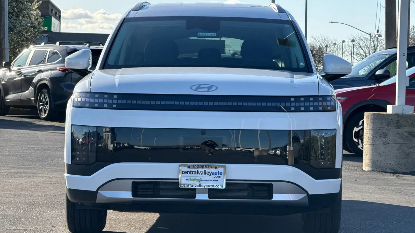 2026 Hyundai IONIQ 9 SE