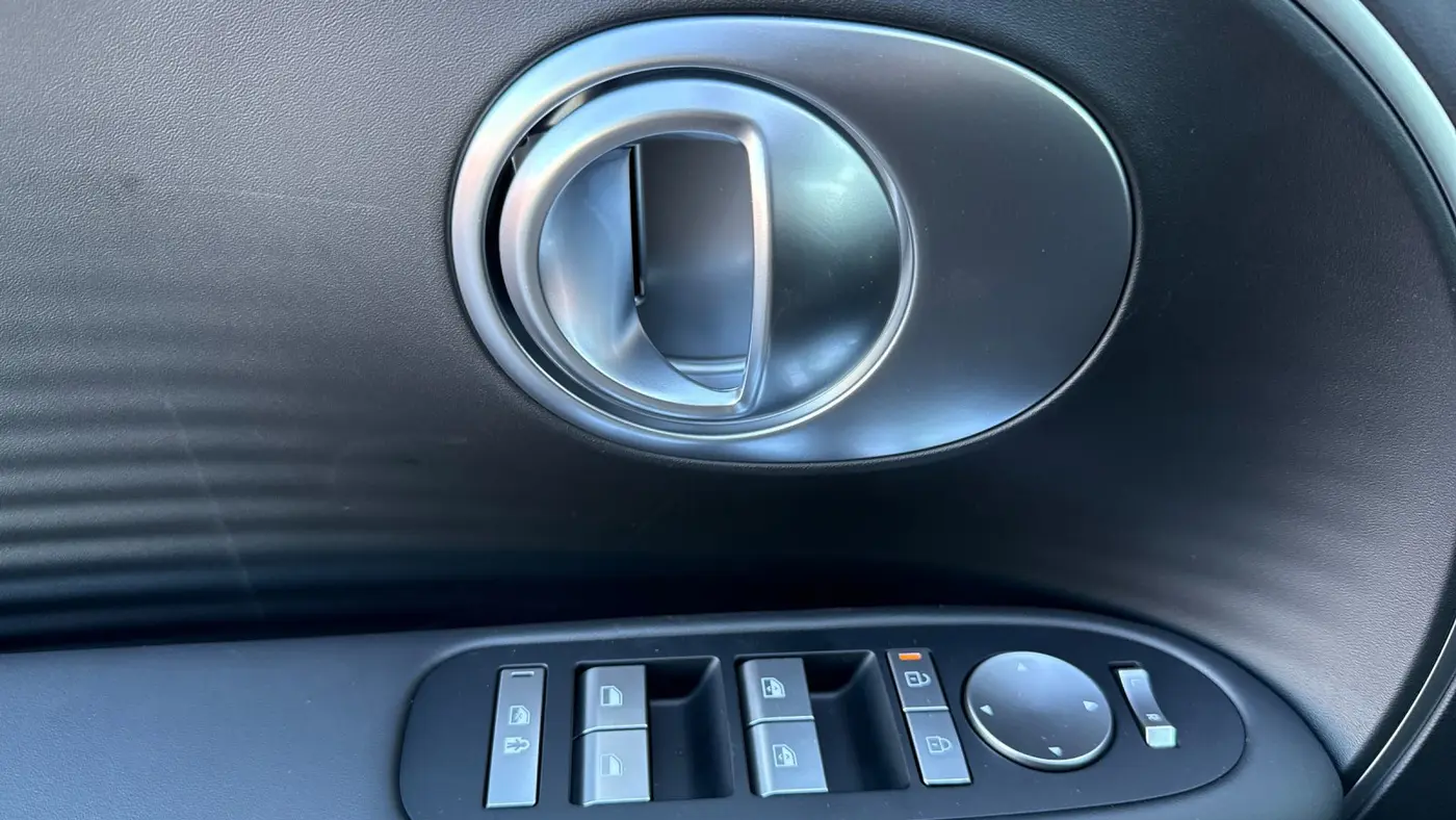 2026 Hyundai IONIQ 9 SE