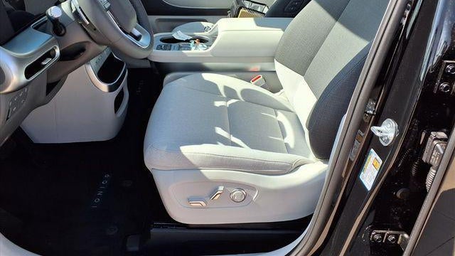 2026 Hyundai IONIQ 9 SE