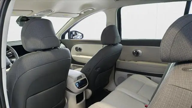 2026 Hyundai IONIQ 9 SE