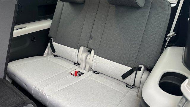 2026 Hyundai IONIQ 9 SE