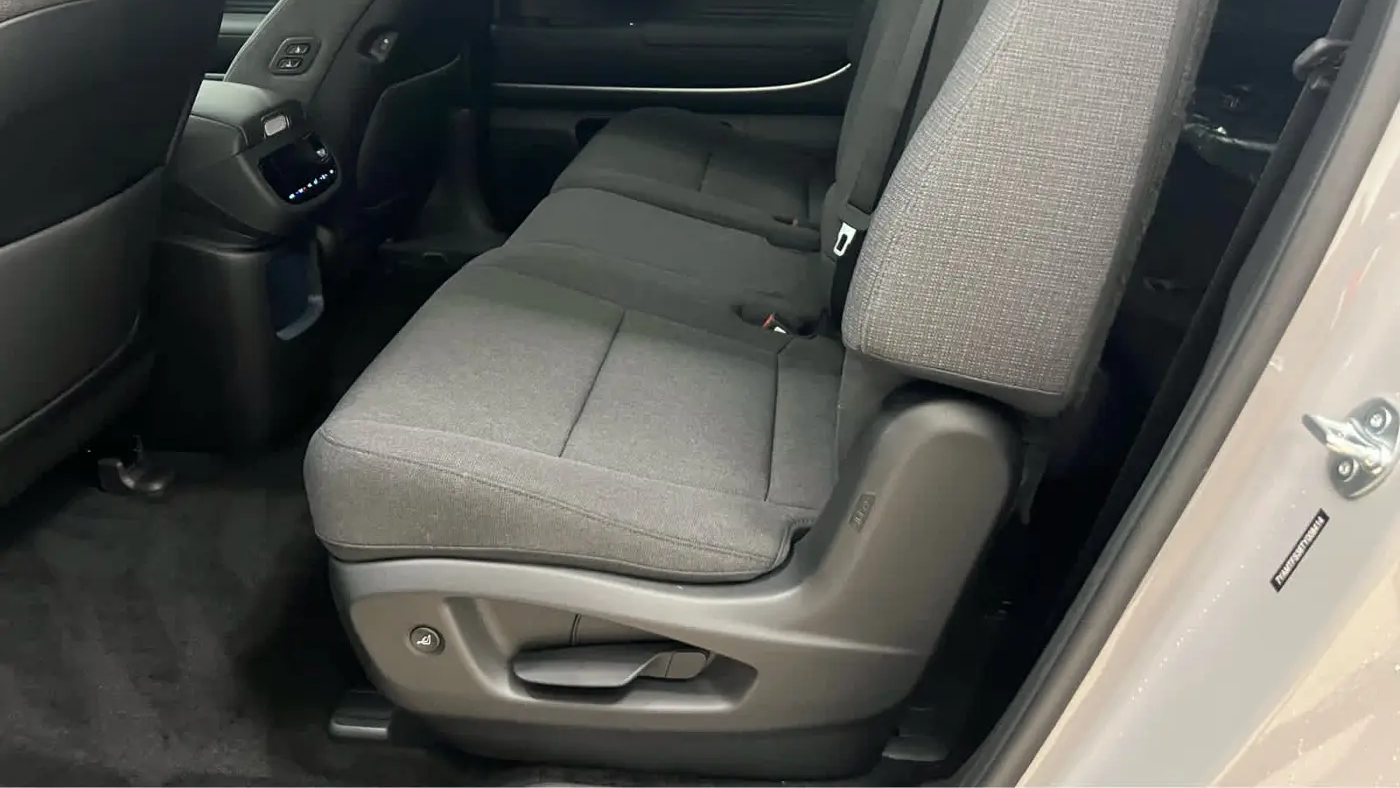 2026 Hyundai IONIQ 9 SE