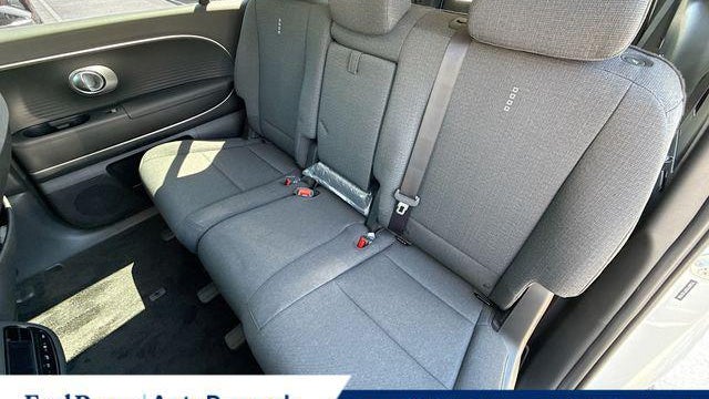 2026 Hyundai IONIQ 9 SE