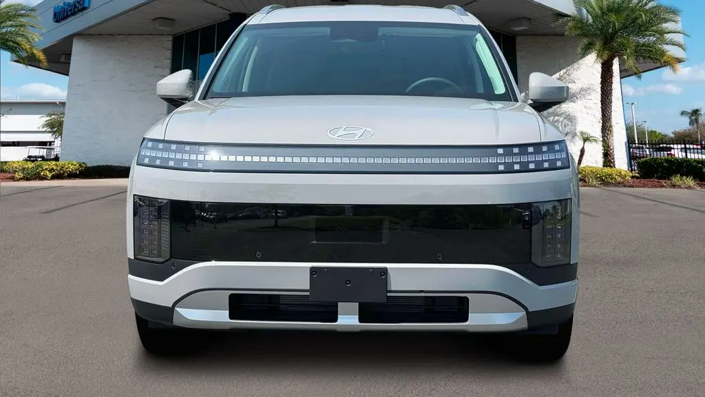 2026 Hyundai IONIQ 9 SE