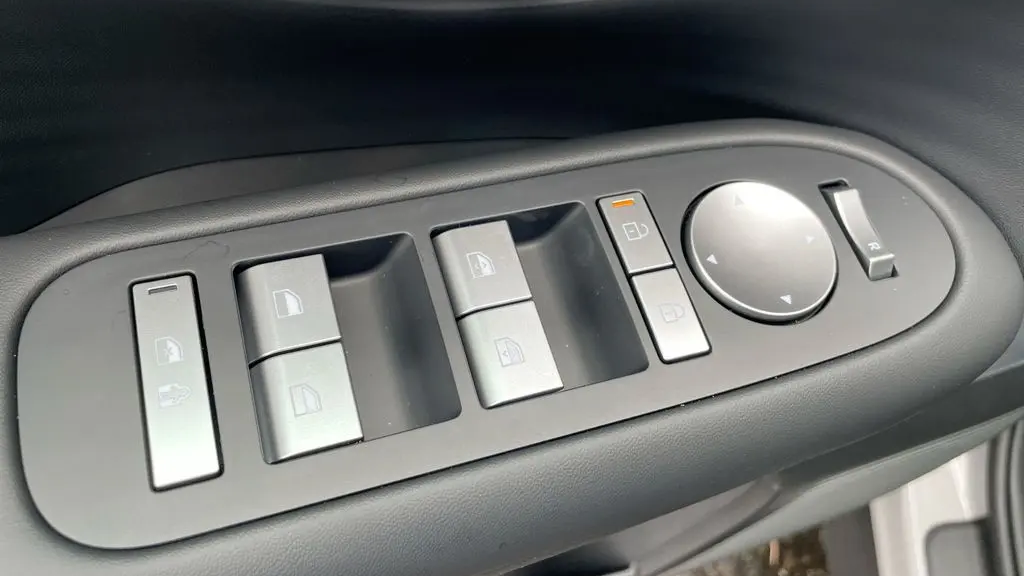 2026 Hyundai IONIQ 9 SE