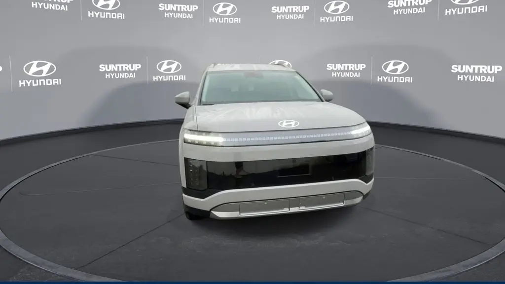 2026 Hyundai IONIQ 9 SE
