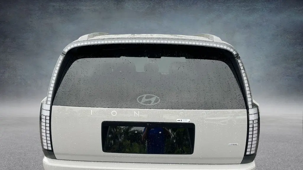 2026 Hyundai IONIQ 9 SE