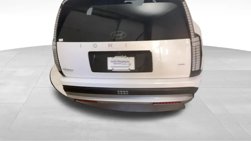 2026 Hyundai IONIQ 9 SE