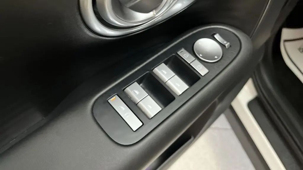 2026 Hyundai IONIQ 9 SE