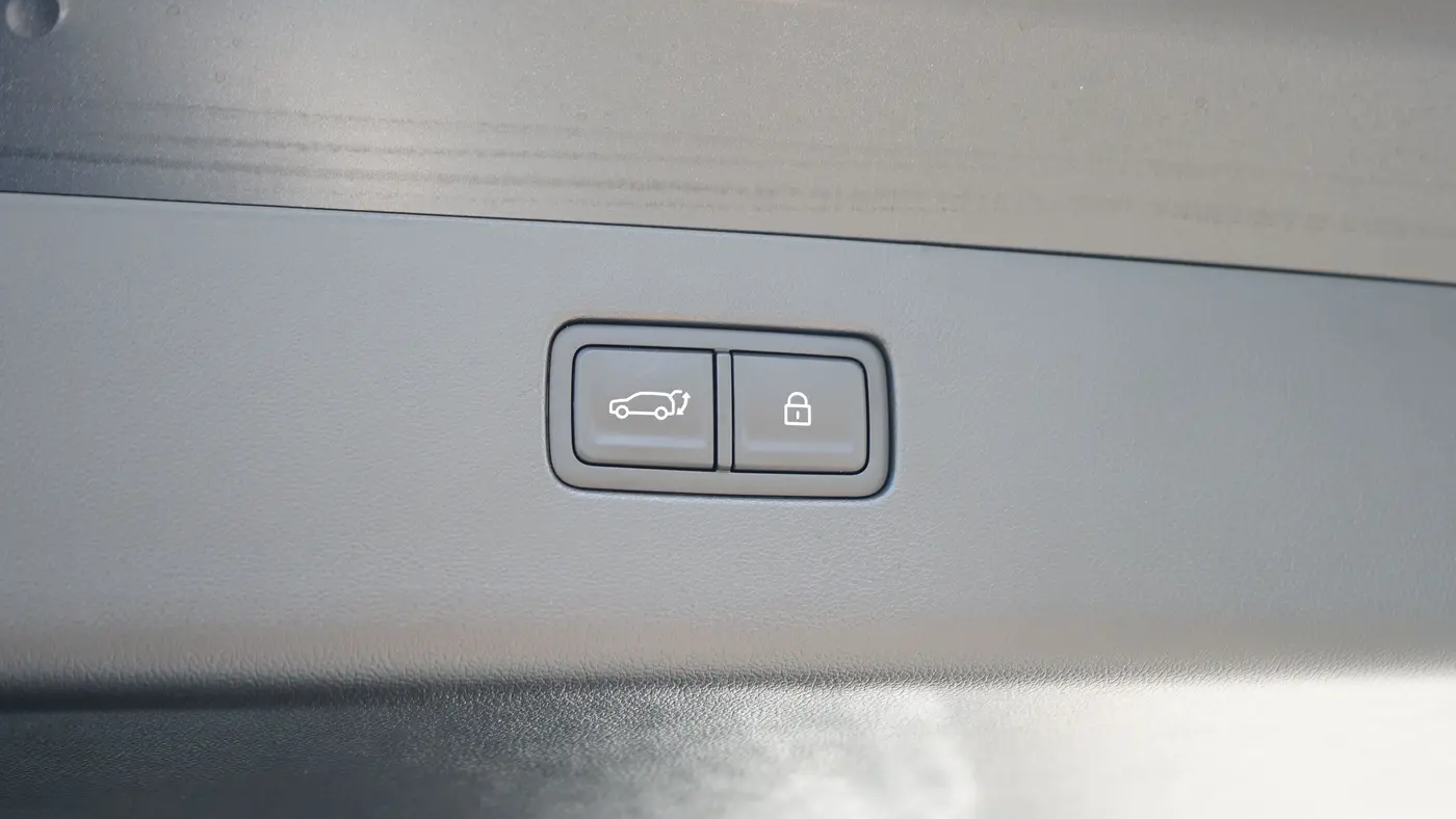 2026 Hyundai IONIQ 9 SE