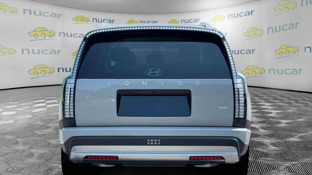 2026 Hyundai IONIQ 9 SE