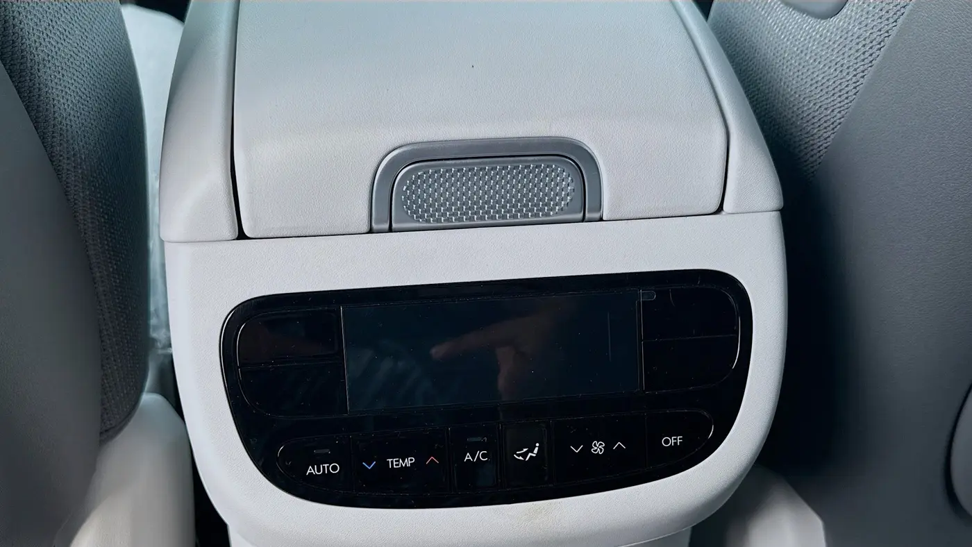 2026 Hyundai IONIQ 9 SE