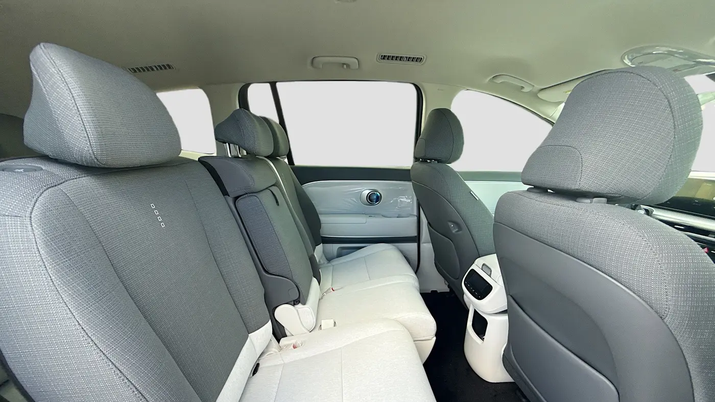 2026 Hyundai IONIQ 9 SE