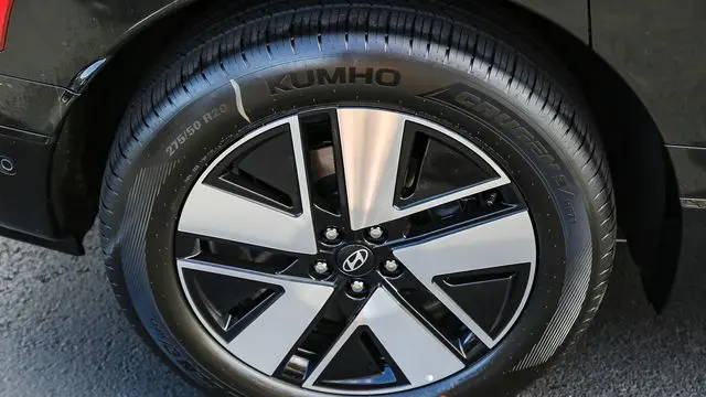 2026 Hyundai IONIQ 9 SEL