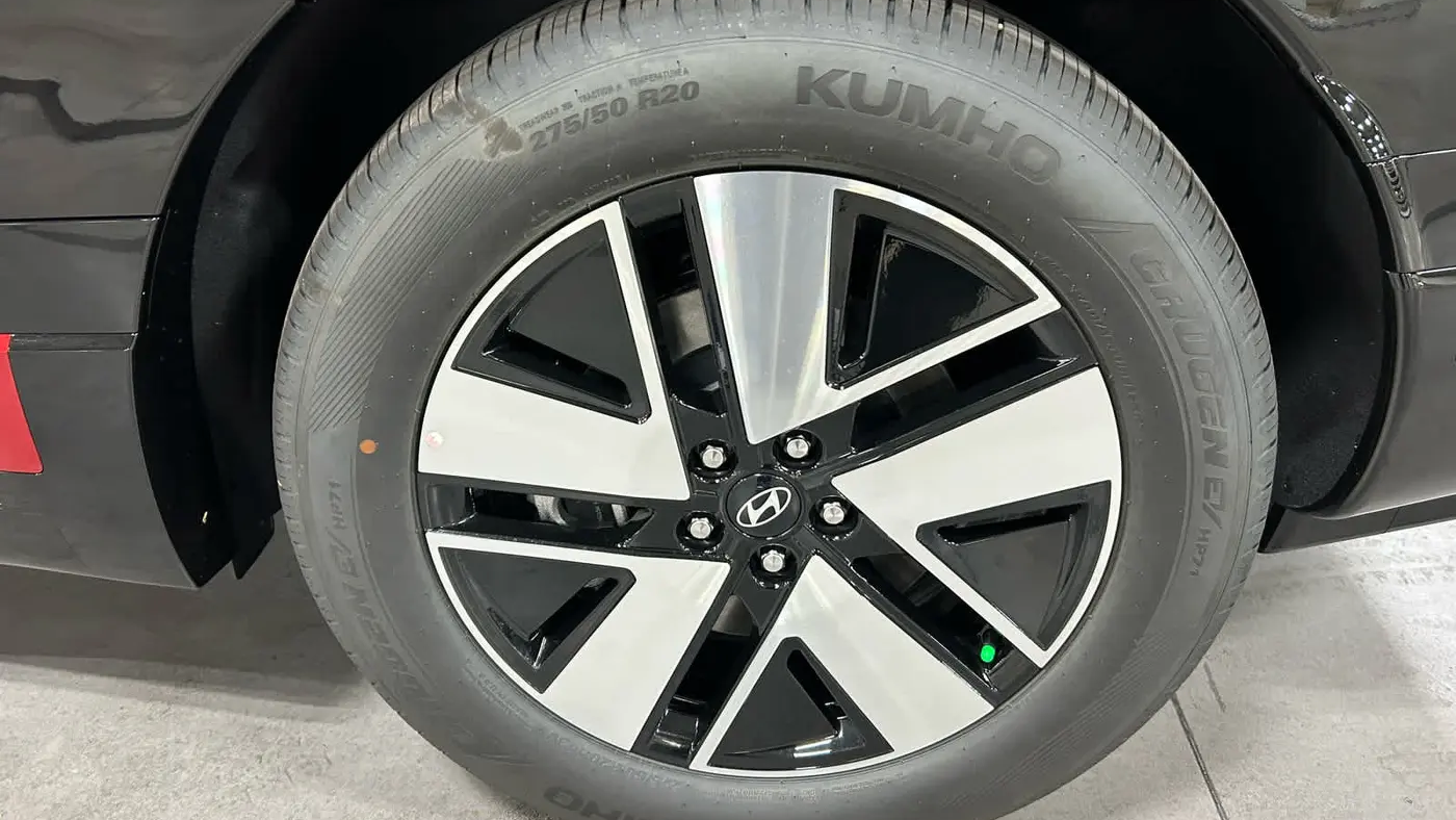 2026 Hyundai IONIQ 9 SEL