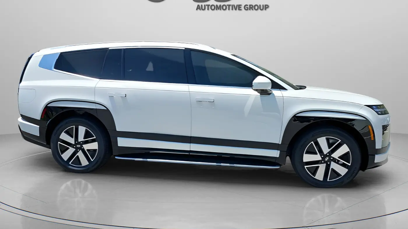 2026 Hyundai IONIQ 9 SEL