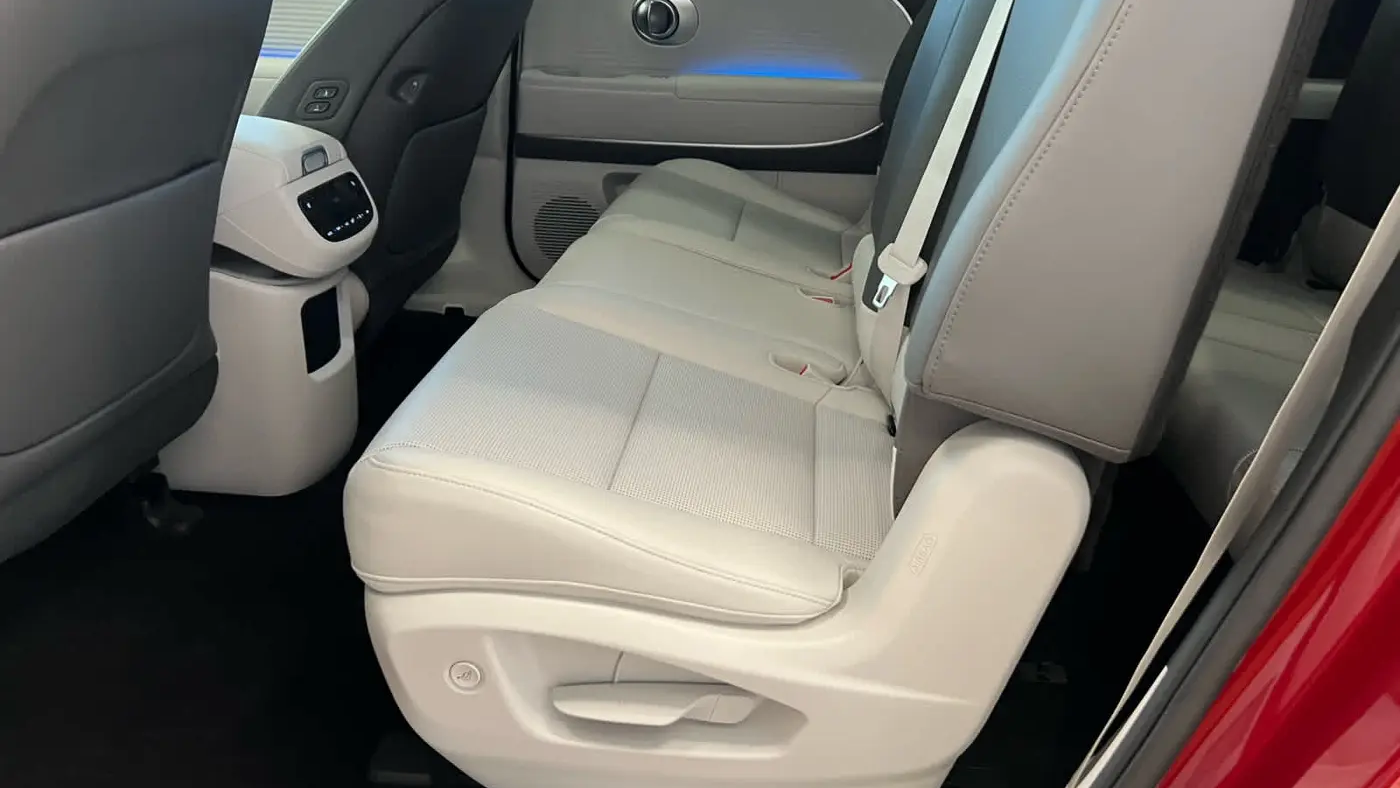 2026 Hyundai IONIQ 9 SEL