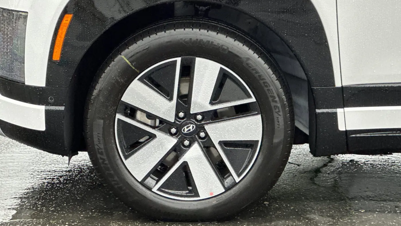 2026 Hyundai IONIQ 9 SEL