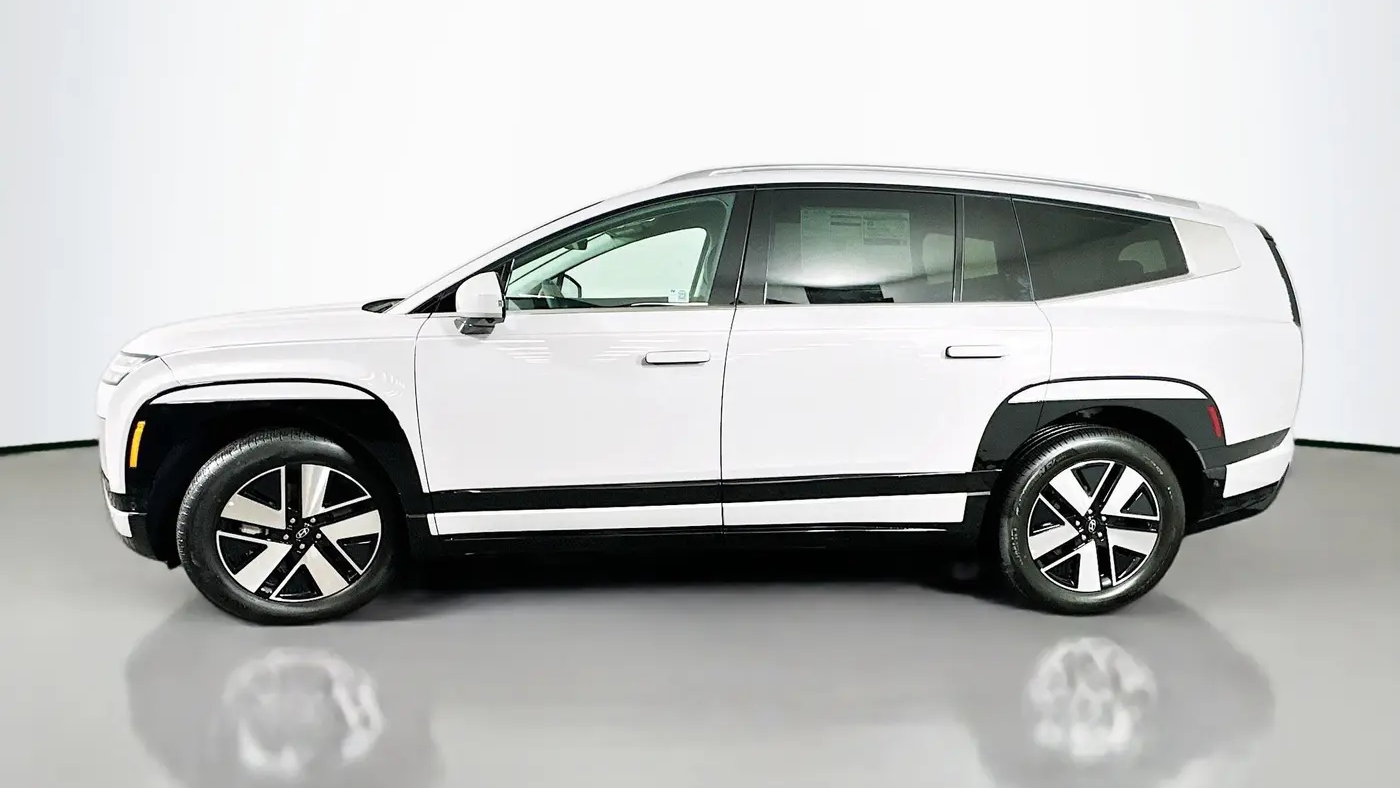 2026 Hyundai IONIQ 9 SEL