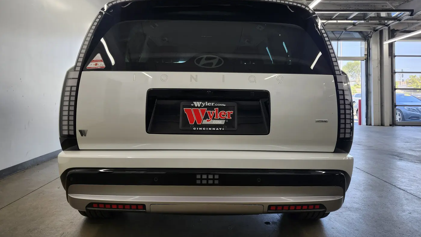 2026 Hyundai IONIQ 9 SEL