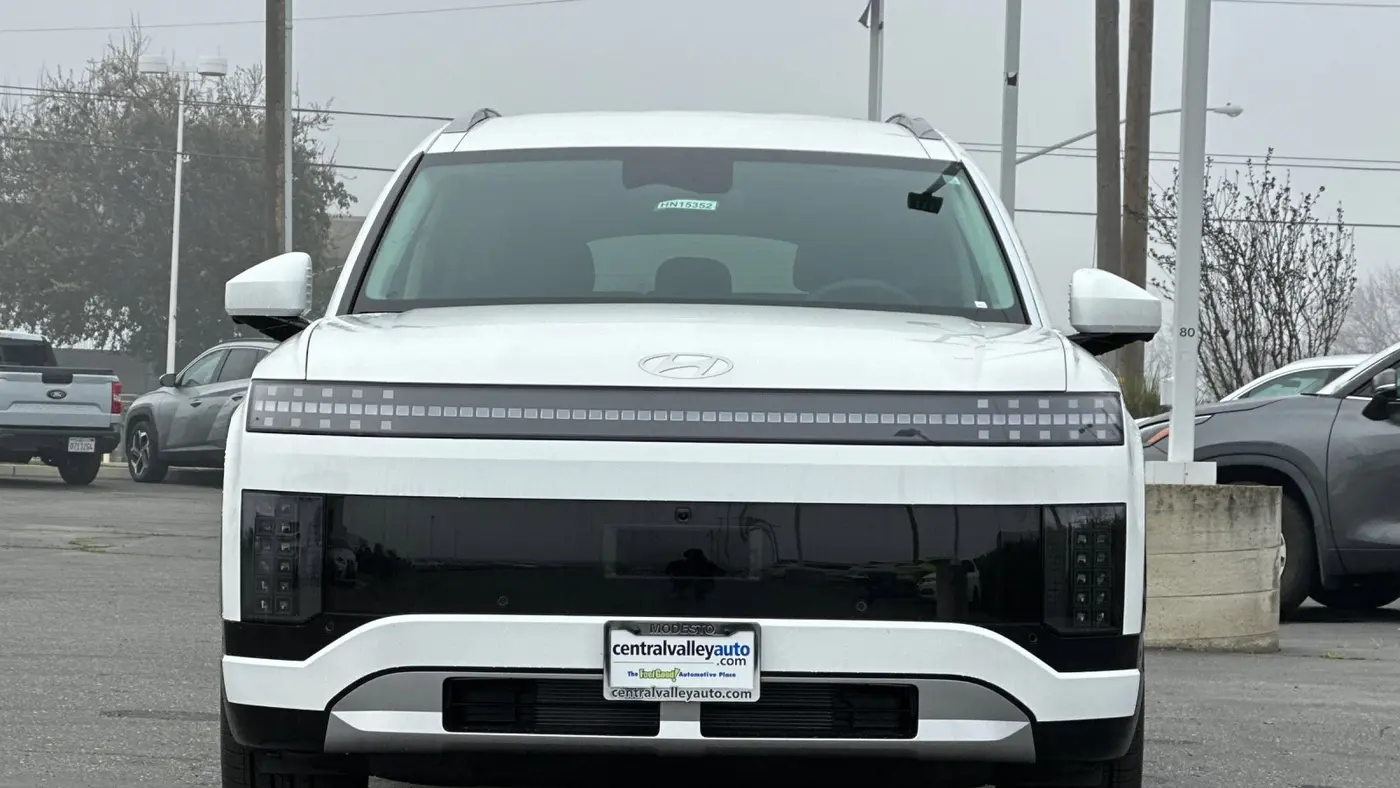 2026 Hyundai IONIQ 9 SEL