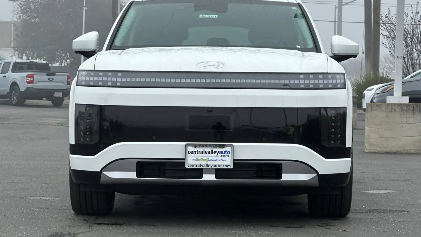 2026 Hyundai IONIQ 9 SEL