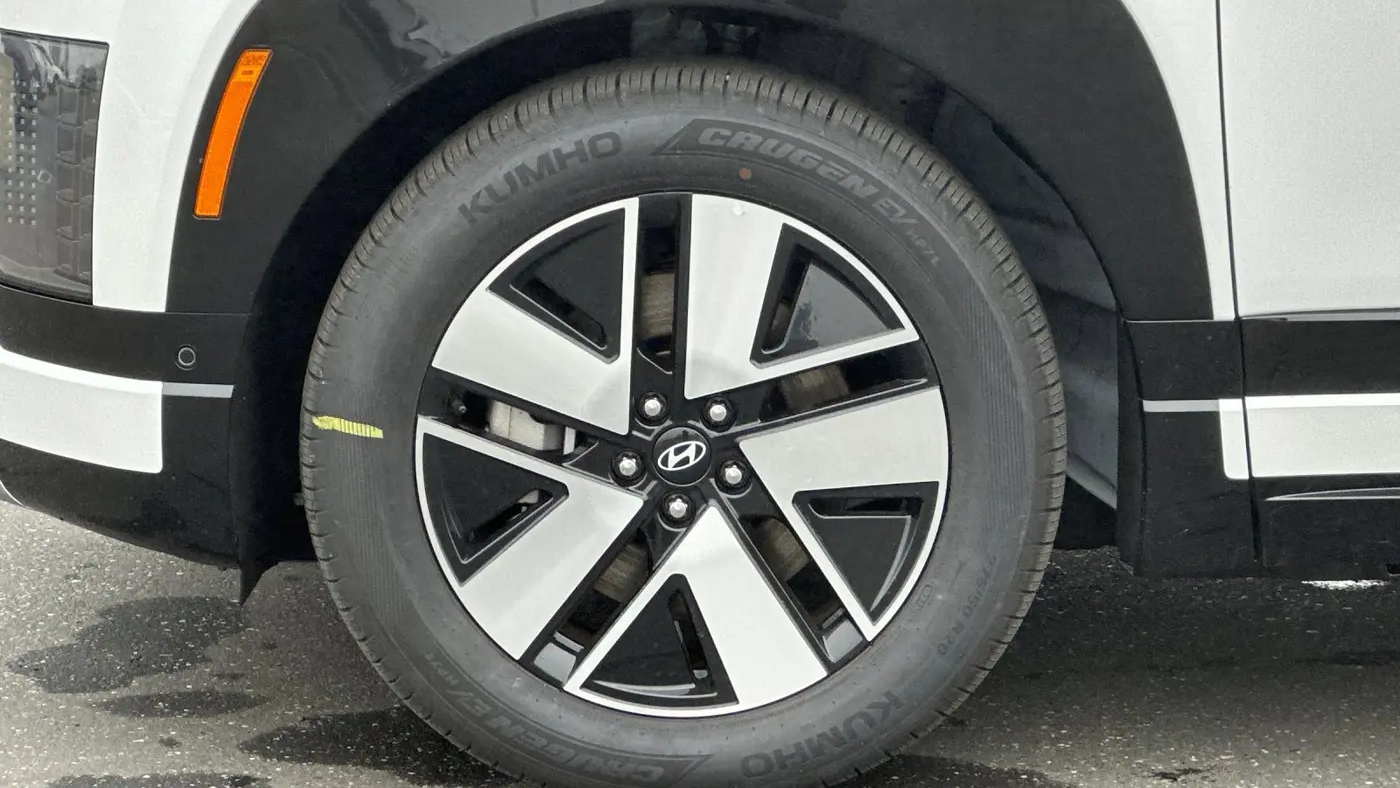 2026 Hyundai IONIQ 9 SEL