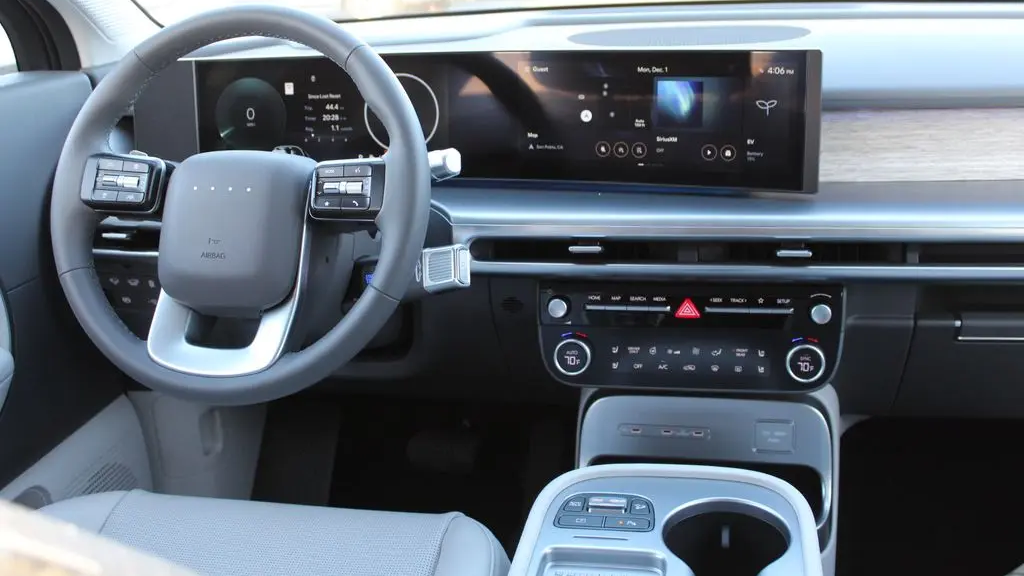 2026 Hyundai IONIQ 9 SEL