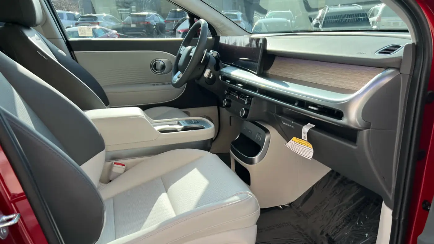 2026 Hyundai IONIQ 9 SEL