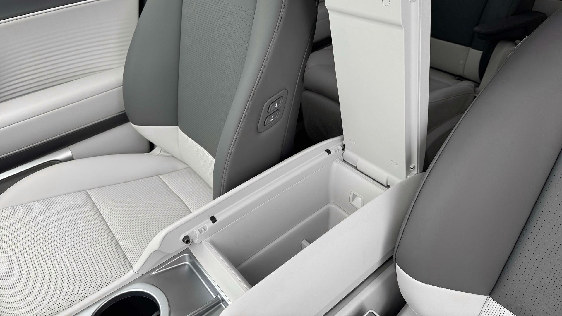 2026 Hyundai IONIQ 9 Performance Limited
