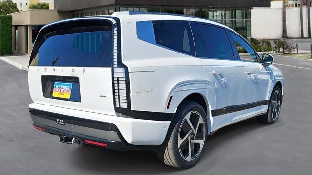 2026 Hyundai IONIQ 9 Performance Calligraphy