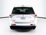 2014 Outlander Thumbnail 4