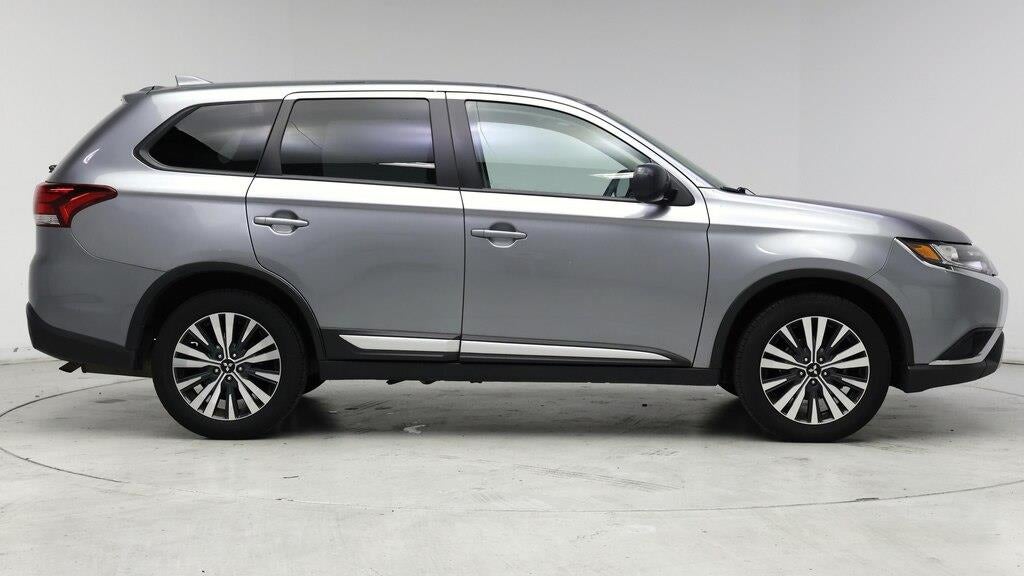 2020 Mitsubishi Outlander ES