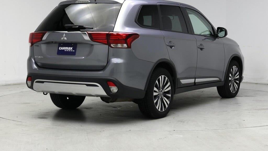 2020 Mitsubishi Outlander ES